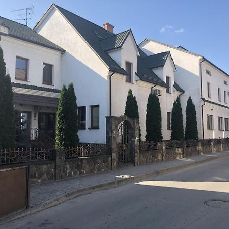 Europe Hotel Brody מראה חיצוני תמונה